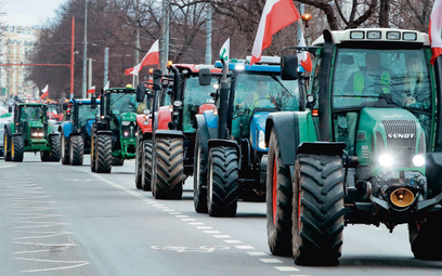 Niezadowolenie rolników z powodu zamieszania wokół zboża z Ukrainy doprowadziło do fali protestów. W