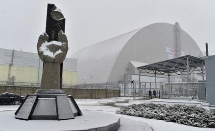 Czarnobyl przykryty ogromną zasłoną