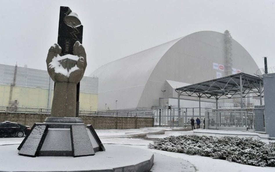 Czarnobyl przykryty ogromną zasłoną