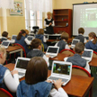 Wydanie papierowe podręcznika będzie mogło mieć elektroniczny odpowiednik, ale niekoniecznie. Na zdj