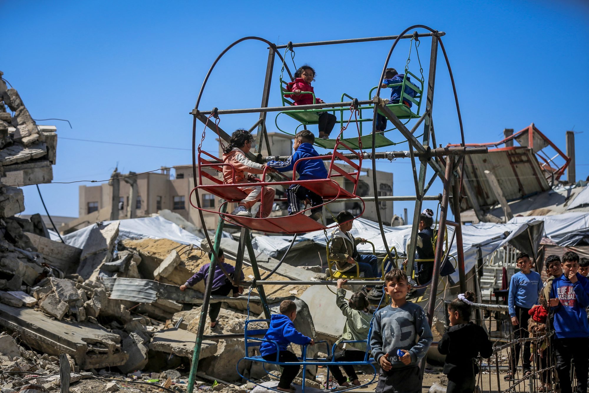 Эти зверства, которые вы позволяете, однажды постучатся в вашу дверь