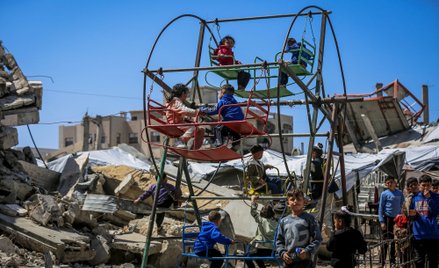 Świat, w którym możemy przez cały rok jeść awokado, mamy coraz bardziej zaawansowane iPhone’y i nie 