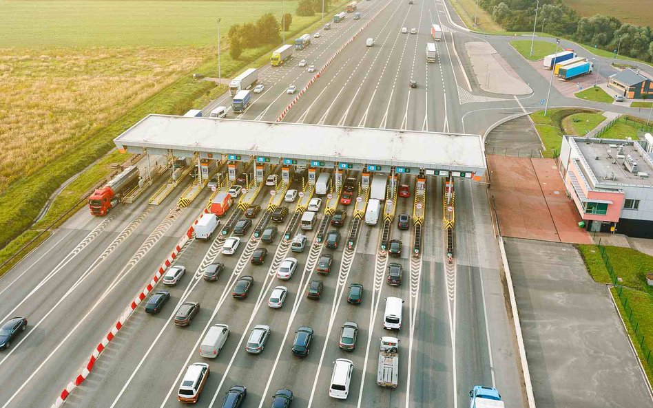 Od jutra autostrady płatne dla aut Ukraińców