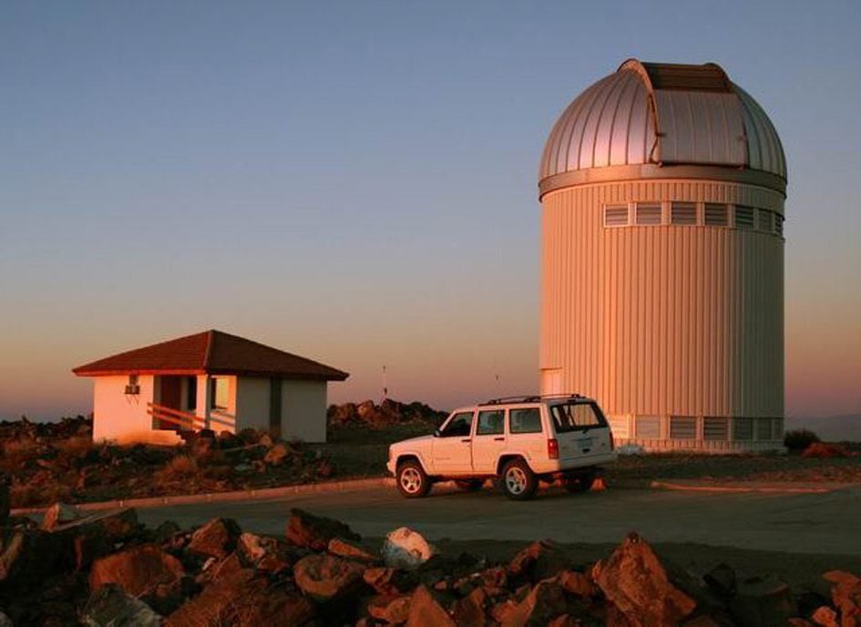 Uniwersytet Warszawski i kosmos: od OGLE do fal grawitacyjnych