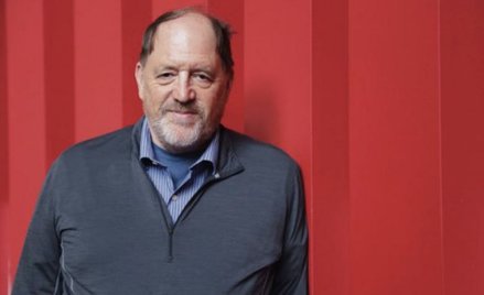 James Galbraith: Bogaci powinni płacić wysokie podatki od spadków