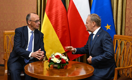 Premier Donald Tusk oraz kanclerz Niemiec Friedrich Merz podczas spotkania w siedzibie Kancelarii Pr