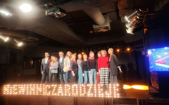 Konferencja prasowa festiwalu w Hybrydach