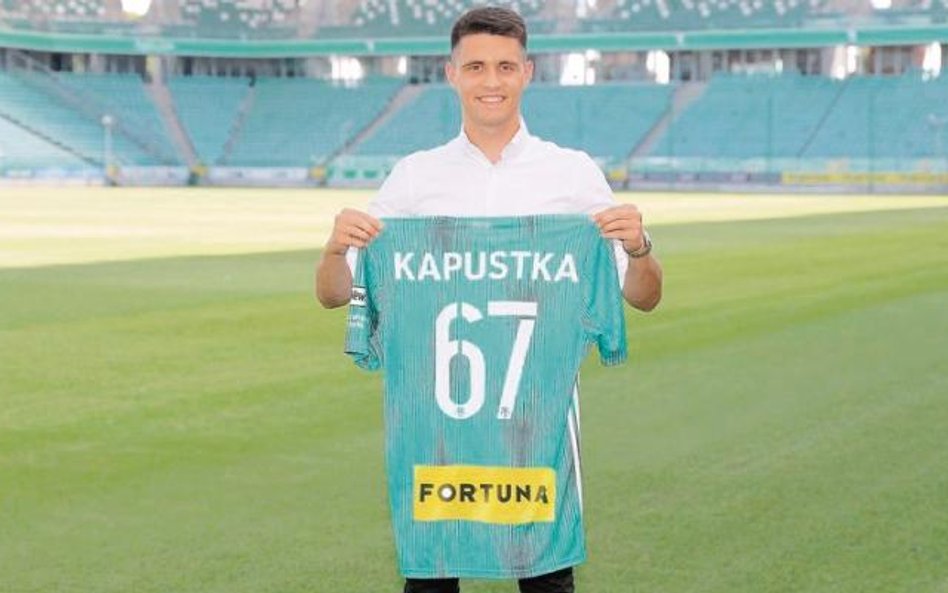 Bartosz Kapustka ma dostać w Legii drugie piłkarskie życie, po tym jak zagraniczna kariera mu się ni