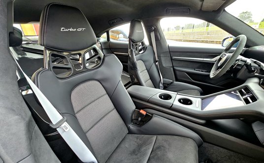 Porsche Taycan Turbo GT