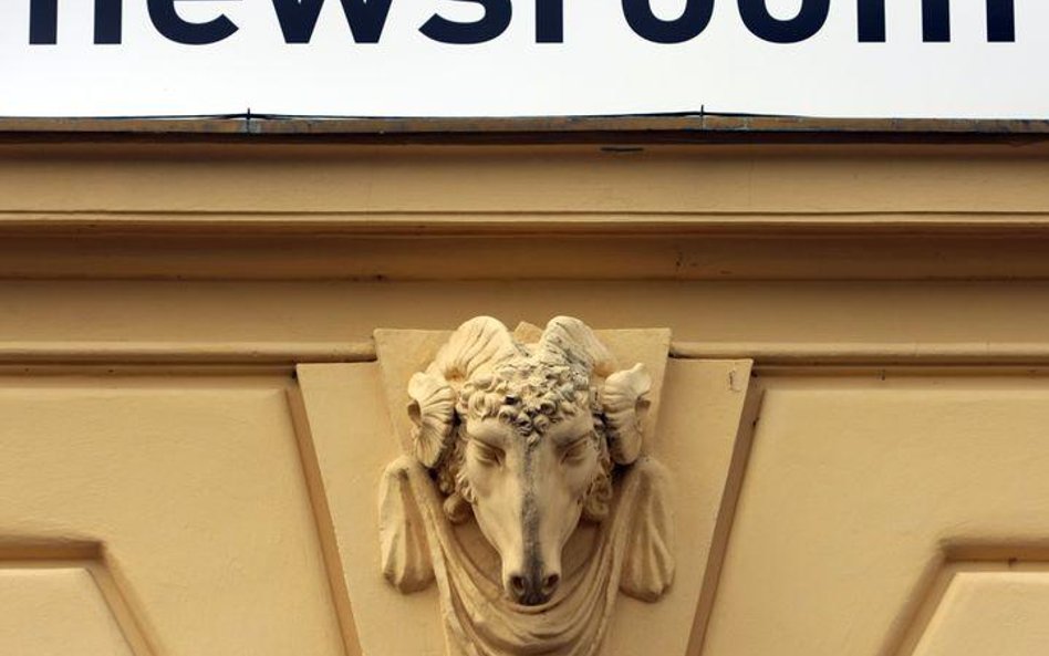 Media zwalniają z powodu kryzysu