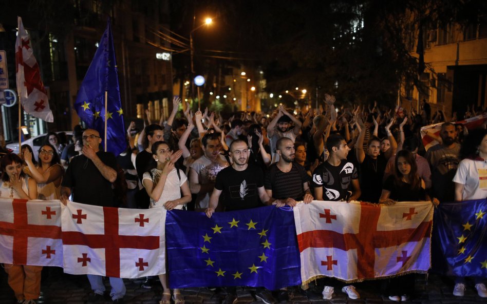 Przez kilka miesięcy trwały w Gruzji protesty przeciwko przyjętej niedawno ustawie o agentac