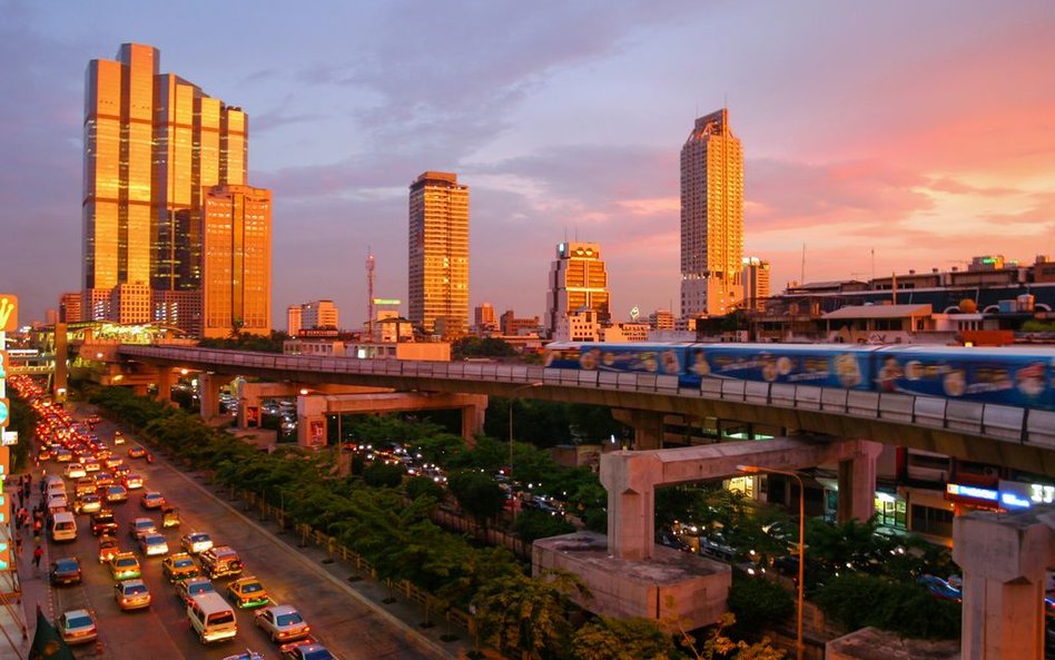 Tajlandia celuje w lotnicze centrum Azji. Chce pobić Singapur