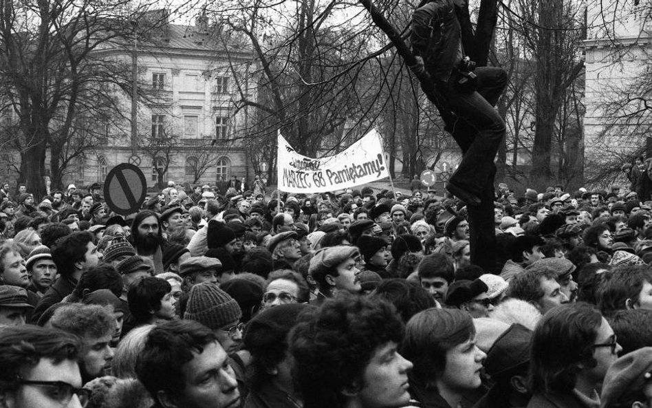 8 marca 1981, rocznica Marca '68, uroczystość wmurowania tablicy pamiątkowej na Uniwersytecie Warsza