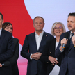 Premier Donald Tusk, minister spraw zagranicznych Radosław Sikorski oraz prezydent Warszawy Rafał Tr