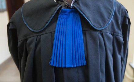Nikt nie kwestionuje wartości dokształcania, ale jeśli korporacja chce je egzekwować w postępowaniu 
