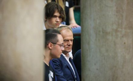 Przewodniczący Platformy Obywatelskiej Donald Tusk na sali obrad Sejmu w Warszawie