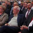 Posłowie Konfederacji Grzegorz Braun (z prawej) i Janusz Korwin-Mikke  na Kongresie Ruchu Narodowego