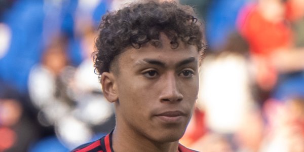 Polacy walczą z Amerykanami o wielki talent. Czy Julian Zakrzewski wybierze grę dla Polski?