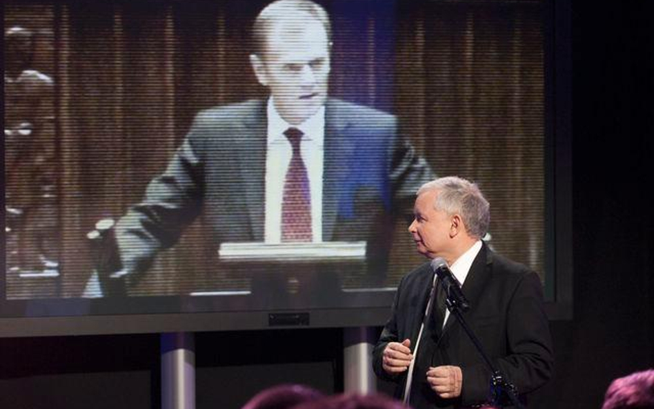 Tusk o Kaczyńskim: polityczny piroman