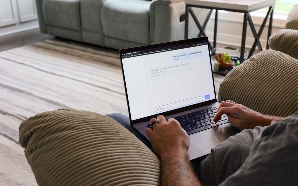 Sztuczna inteligencja pomoże w psychoterapii? Trwa pierwsze, ogólnopolskie badanie