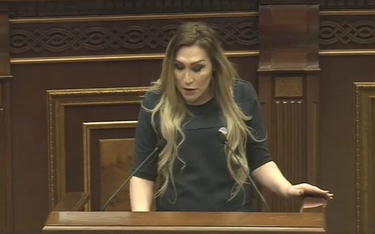 Lilit Martirosyan podczas wystąpienia w Zgromadzeniu Narodowym