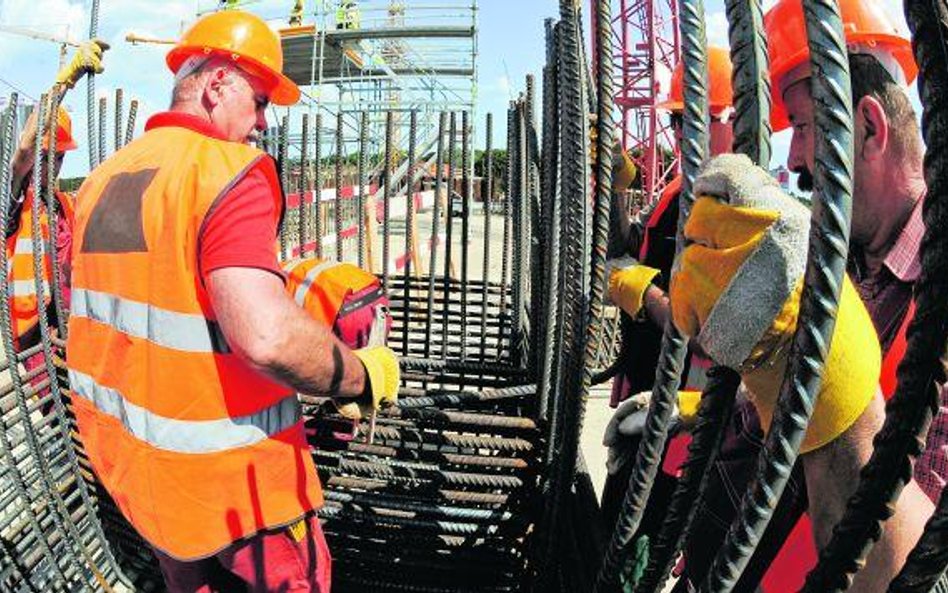 Oszuści zainteresowali się handlem stalą zbrojeniową, ale wyłudzanie VAT w ramach obrotu wewnątrzuni