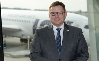 Prezes Polskich Linii Lotniczych LOT Rafał Milczarski, podczas inauguracji rejsowego połączenia PLL 