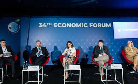 Panel „Złota klatka regulacji? Jak »gold-plating« hamuje polski rynek cyfrowy i jak to zmienić?”