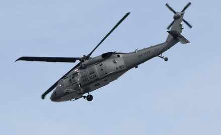 Należący do policji śmigłowiec Black Hawk