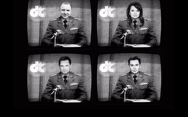 Prowadzący "Wiadomości" z TVP na okładce "Newsweeka" jako prezenterzy ze stanu wojennego