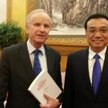 Grzegorz W. Kołodko w towarzystwie premiera Chin Li Keqianga