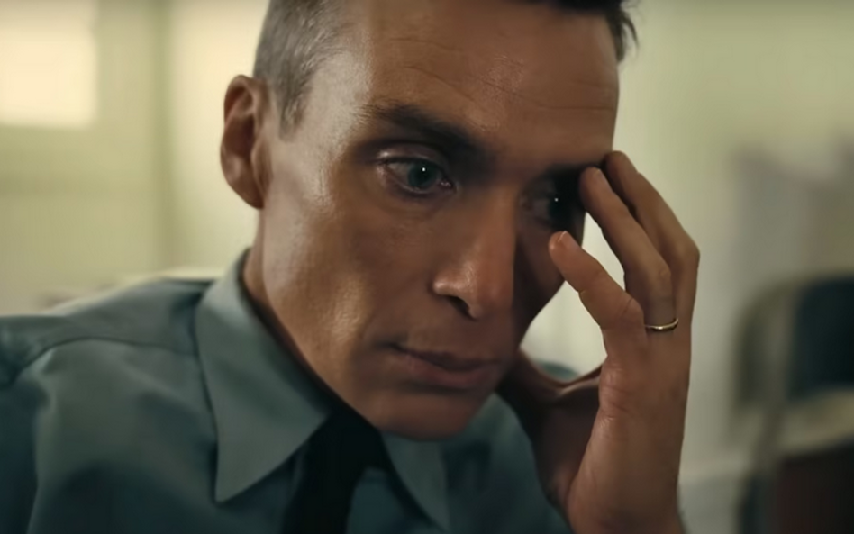 Cillian Murphy jako Robert Oppenheimer, kadr z filmu