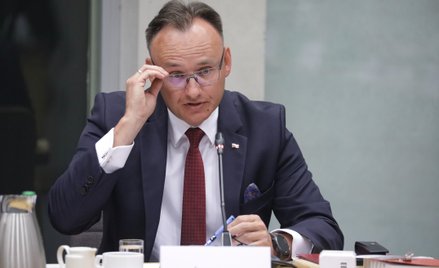 Mikołaj Pawlak podczas posiedzenia sejmowej Komisji Śledczej ds. inwigilacji systemem Pegasus