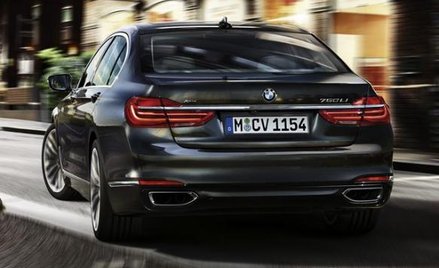 System zdalnego parkowania działa m.in. w BMW serii 7