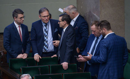 Członkowie rządu w sejmowych ławach