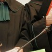Adwokatów i radców przybywa coraz szybciej
