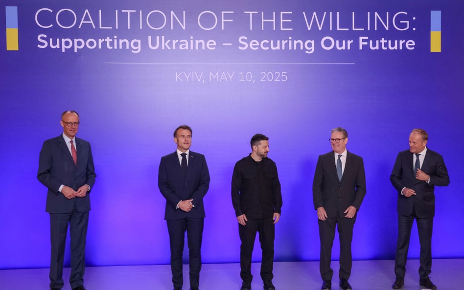 Od lewej: Friedrich Merz, Emmanuel Macron, Wołodymyr Zełenski, Keir Starmer i Donald Tusk w Kijowie