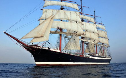 Do Szczecina płynie 55 żaglowców i jachtów z 18 krajów