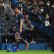 Lionel Messi schodzi z murawy w meczu PSG - Olympique Lyon