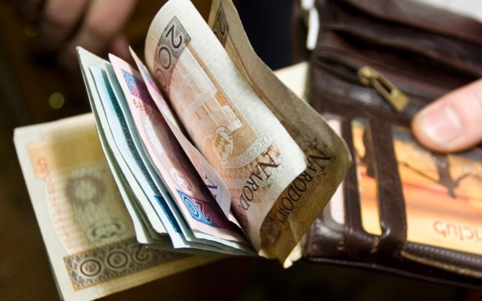 Kto zyska na zmianach w OFE? Rząd, a nie emeryci