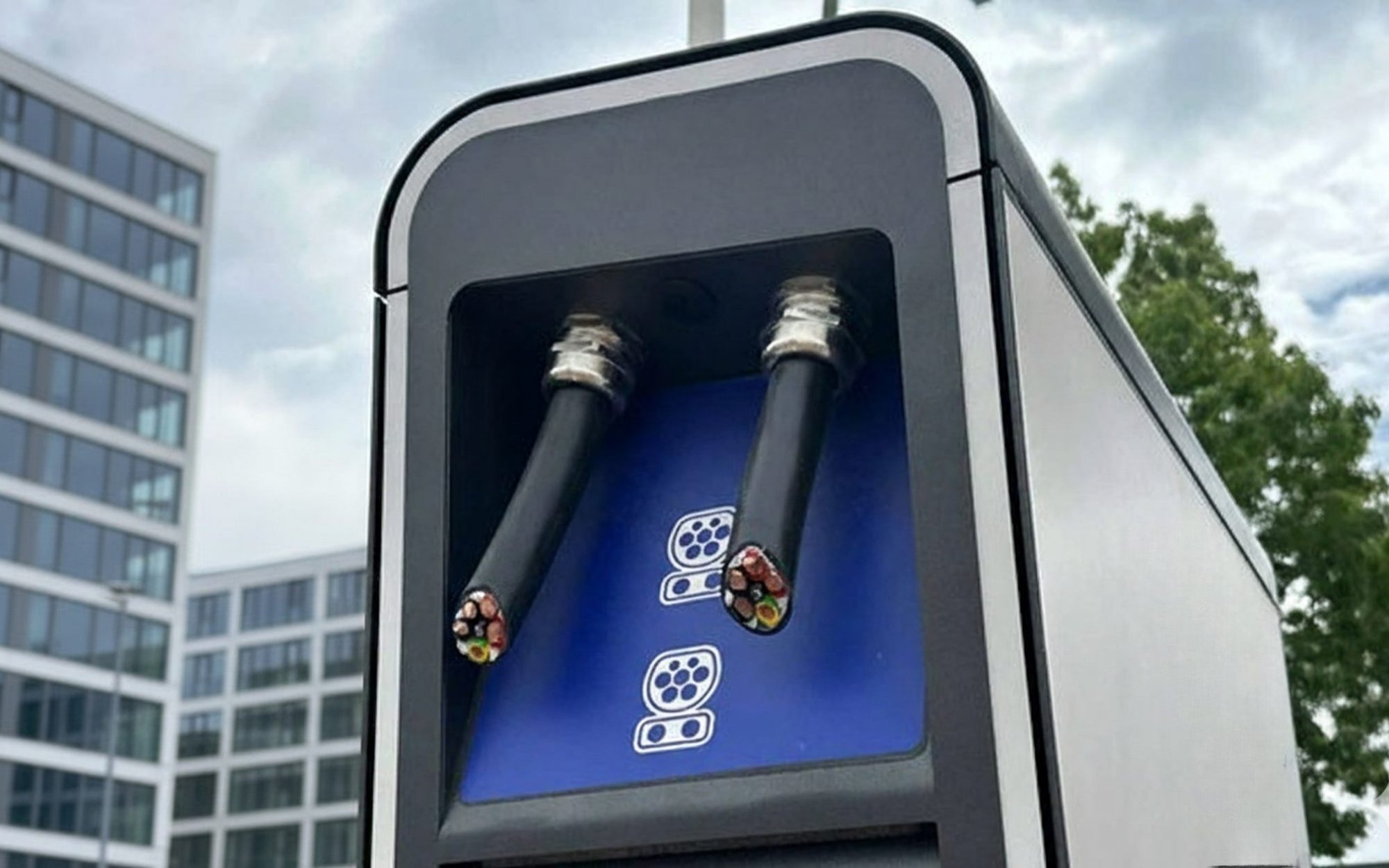 Epidemia kradzieży kabli ze stacji ładowania. Branża e-mobility bije na alarm