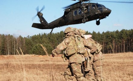 Sondaż: Polacy nie chcą bazy o nazwie Fort Trump