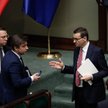 Sondaż: PiS prowadzi. Polska 2050 wyprzedza Koalicję Obywatelską