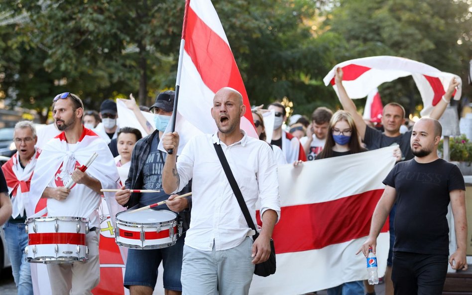 Nowe sankcje na Białoruś. Łukaszenko: Niech się nimi udławią