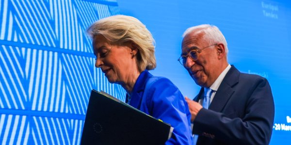 Czarny czwartek Kremla. Nowe sankcje UE i największa pomoc dla Ukrainy