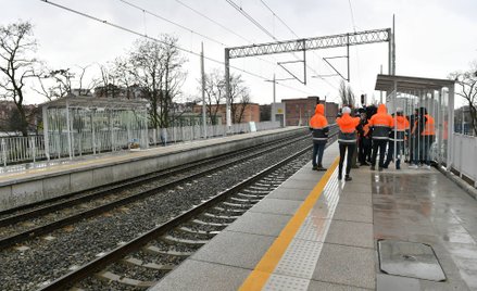 Na kolei realizuje się czarny scenariusz. Brak pieniędzy rujnuje plany