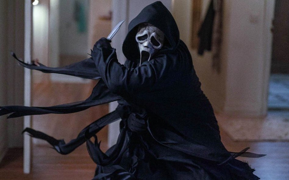 Przeszłość powraca niepowstrzymaną siłą, pojawia się kolejny Ghostface