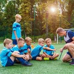 Alimenty mogą służyć budowaniu mostu pomiędzy dzieckiem a rodzicem, zamiast muru pomiędzy dwojgiem b