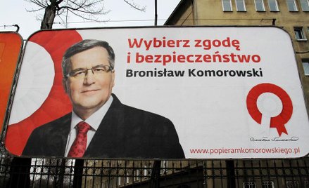 Jeden z bilboardów Bronisława Komorowskiego w Warszawie. Nie ma na nim informacji, kto go sfinansowa