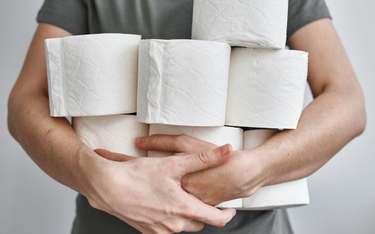 Wirus utrudnił dostawy celulozy na papier toaletowy